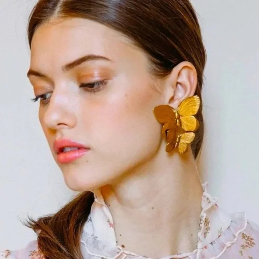 Butterfly Gold Earrings - Picture 1 of 3